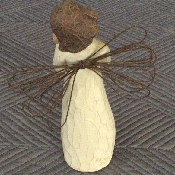 Willow Tree Angel of the Heart by Demdaco - Picture 3 of 6